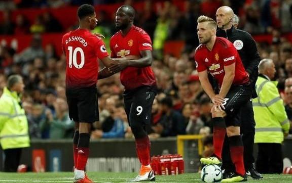 曼联重生,逆境崛起,再创辉煌之路 第3张 曼联重生,逆境崛起,再创辉煌之路 第3张